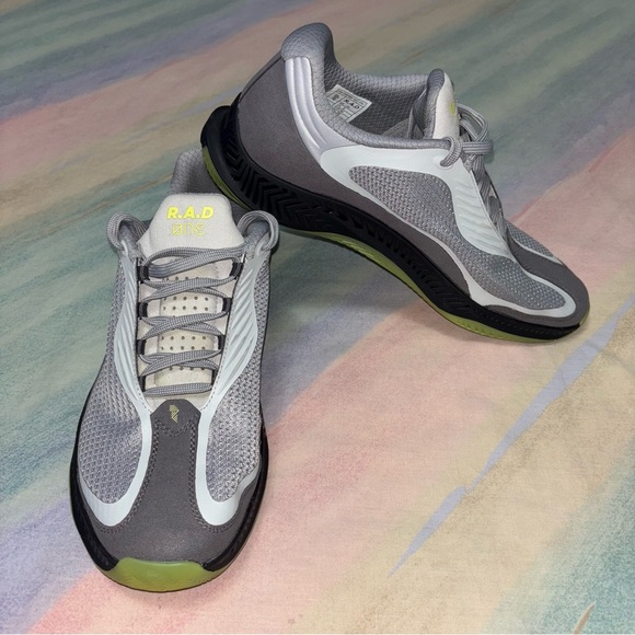 R.A.D. One V1 Trainer  men’s size 10 neon grey main image 9